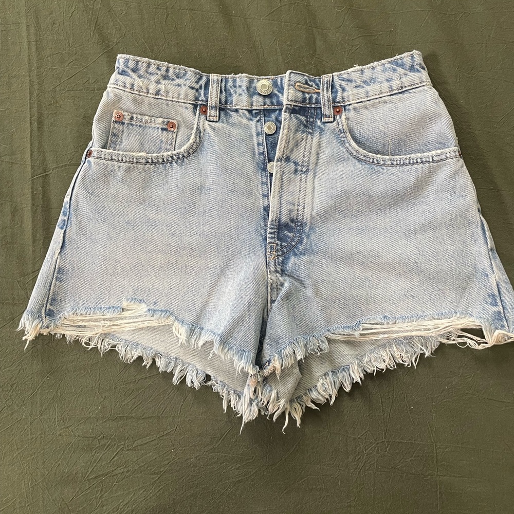 High Rise Denim Shorts - Picture 3 of 3